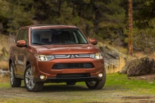 Mitsubishi Outlander GT - US verze 2014 27